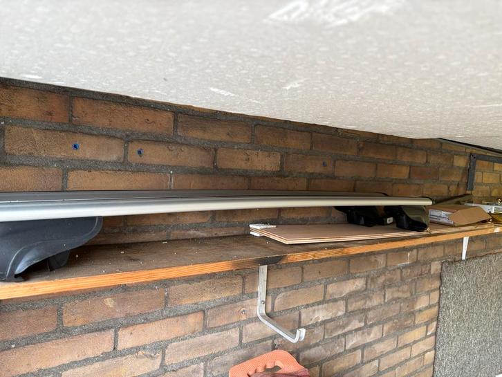 Dakdragers Aluminium 125 cm - Gesloten Dakrails, Auto diversen, Dakdragers, Zo goed als nieuw, Ophalen of Verzenden