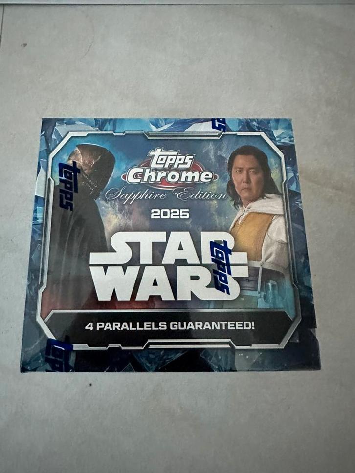Topps Chrome Star Wars 2025 Sapphire Edition Box!, Hobby en Vrije tijd, Verzamelkaartspellen | Overige, Nieuw, Ophalen of Verzenden