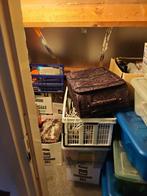 Gezocht! Hulp bij zolderopruiming. Sorteren 30 verhuisdozen, Komt aan huis