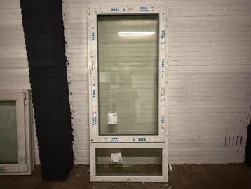 Draaikiep raam | onderlicht | wit | kunststof | NIEUW beschikbaar voor biedingen