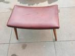 Leuk oud voetenbankje, vintage, retro, Ophalen, Huis en Inrichting