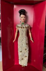 Golden qi-pao Barbie, Ophalen of Verzenden, Zo goed als nieuw, Pop
