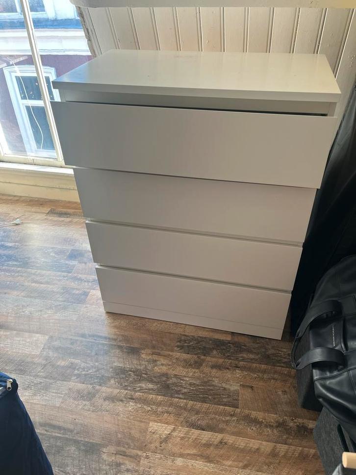 Witte Ikea Malm Kast - 4 Lades, Huis en Inrichting, Kasten | Kledingkasten, Zo goed als nieuw, 100 tot 150 cm, 50 tot 100 cm, 25 tot 50 cm