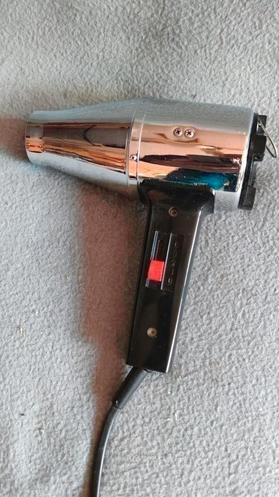 Vintage metalen föhn - haardroger - chroom - 700 watt, Sieraden, Tassen en Uiterlijk, Uiterlijk | Haarverzorging, Gebruikt, Föhn of Haardroger