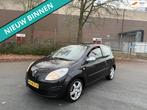 Renault Twingo 1.2 Authentique LEUKE AUTO RIJDT EN SCHAKELT, Auto's, Renault, Voorwielaandrijving, Gebruikt, 31 €/maand, 4 cilinders
