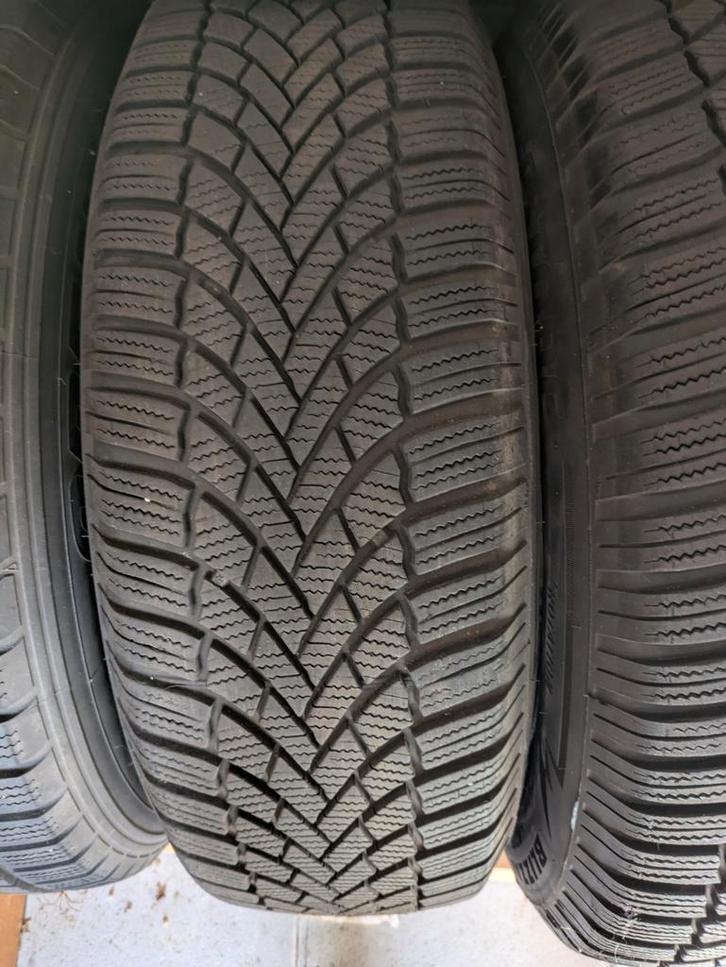 Winterbanden, Auto-onderdelen, Banden en Velgen, Banden en Velgen, Winterbanden, 17 inch, 225 mm, Ophalen of Verzenden