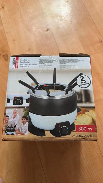 Fondue set, nieuw nooit gebruikt beschikbaar voor biedingen