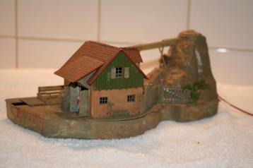HO Faller Huis met Waterrad. beschikbaar voor biedingen