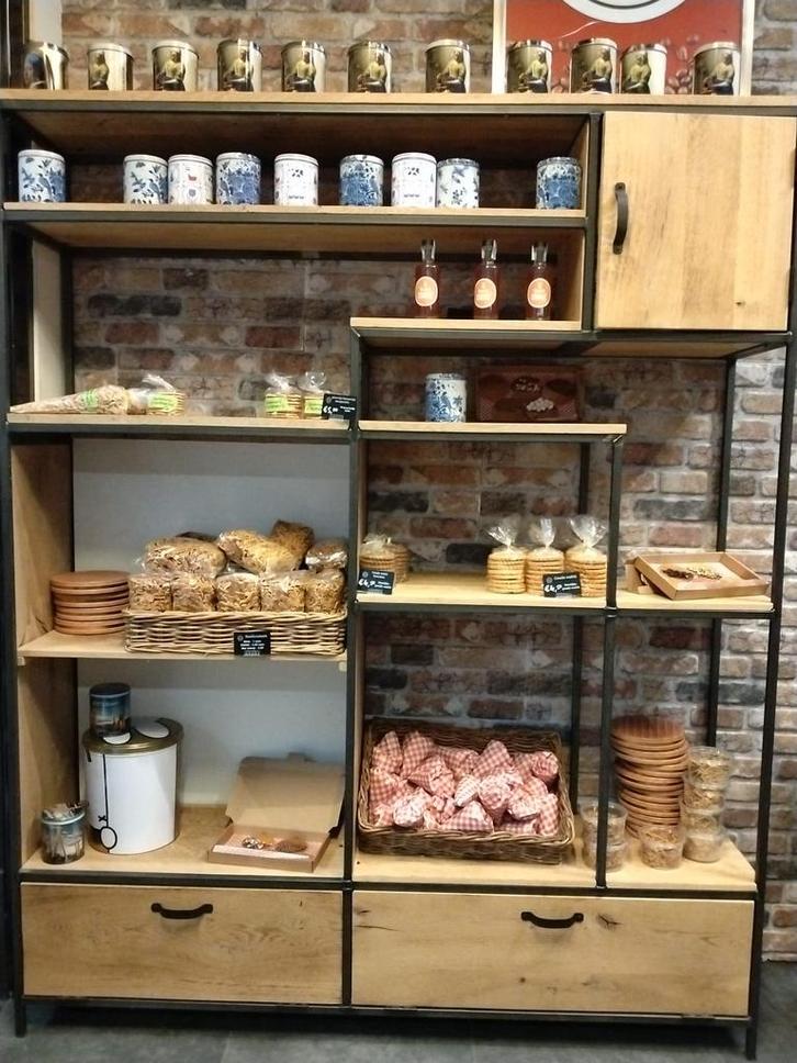 Industriele eikenhouten kast met stalen frame, Huis en Inrichting, Kasten | Overige, Gebruikt, Ophalen