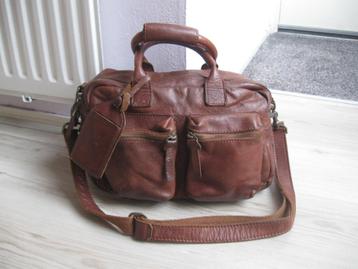 Cowboysbag bruin leer klein model goede staat beschikbaar voor biedingen