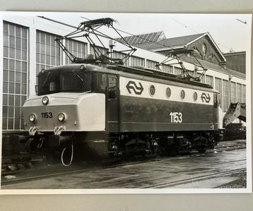 Foto  E Loc 1153 beschikbaar voor biedingen