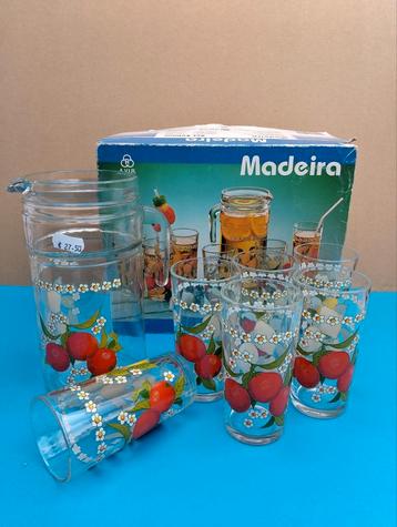 Prachtige retro set met kan als nieuw ltalie limonade set beschikbaar voor biedingen