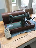 Antieke Husqvarna Handnaaimachine met Houten Koffer, Ophalen