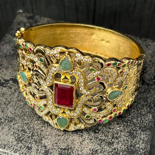 18 karaat armband Marokkaans model natuur stenen, Sieraden, Tassen en Uiterlijk, Armbanden, Nieuw, Goud, Ophalen of Verzenden