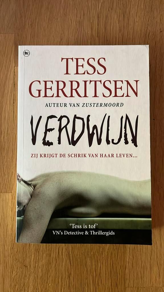Tess Gerritsen - Verdwijn, Boeken, Thrillers, Zo goed als nieuw, Nederland, Ophalen of Verzenden