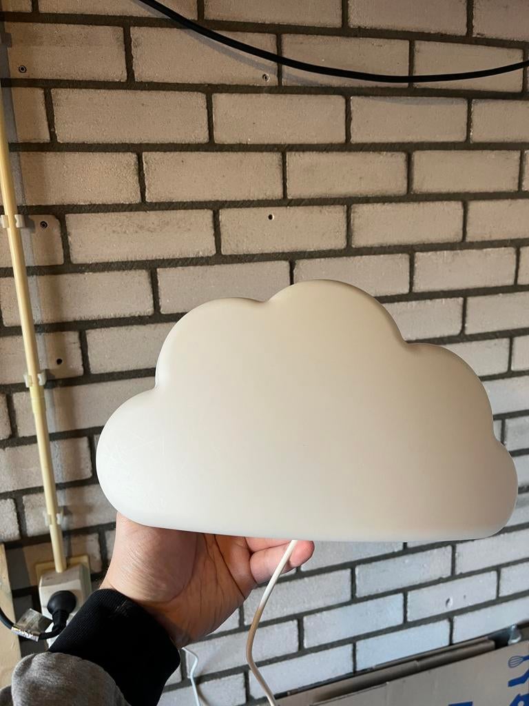 Nachtlampje wolk vorm, Kinderen en Baby's, Kinderkamer | Inrichting en Decoratie, Ophalen, Zo goed als nieuw, Lamp