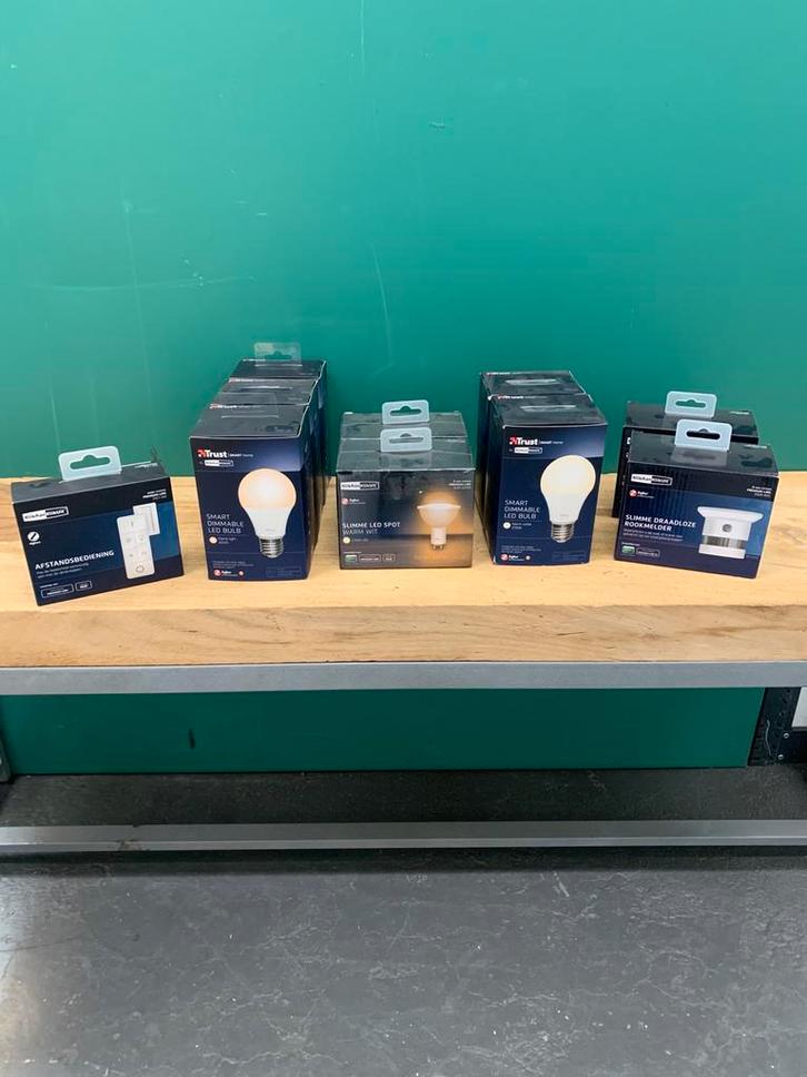 Diverse zigbee producten, Huis en Inrichting, Lampen | Losse lampen, Nieuw, Led-lamp, E27 (groot), Ophalen of Verzenden