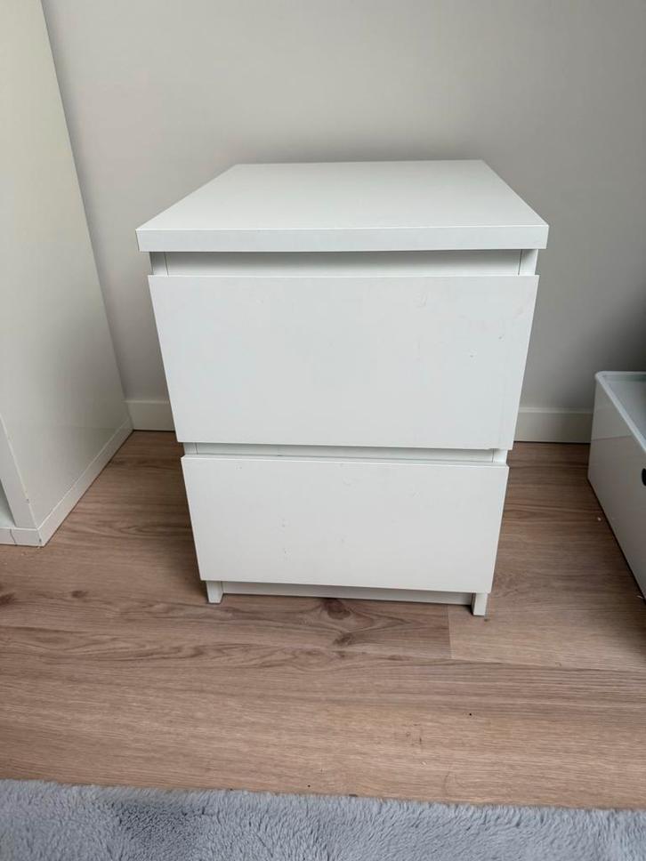 Ikea Malm Nachtkastje - Wit, Huis en Inrichting, Slaapkamer | Nachtkastjes, Gebruikt, Minder dan 55 cm, Minder dan 45 cm, Hout