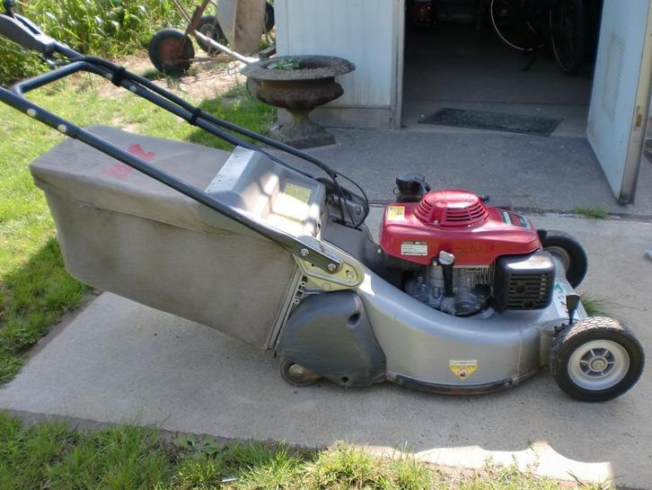 Grasmaaier, Tuin en Terras, Grasmaaiers, Gebruikt, Benzine-grasmaaier, 50 cm of meer, Cirkelmaaier, Opvangzak, Ophalen