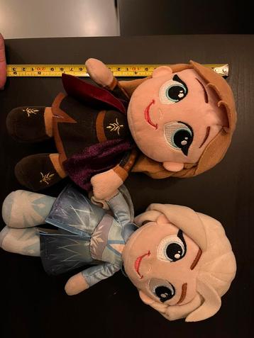 Knuffelpoppen Anna en Elsa Frozen beschikbaar voor biedingen