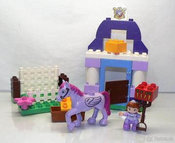 Duplo 10594 - Sofia de Prinses Manege beschikbaar voor biedingen