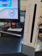 Wii met 42 games 2 controllers met nunchuck en hdmi adapter, Spelcomputers en Games, Spelcomputers | Nintendo Wii, Ophalen of Verzenden