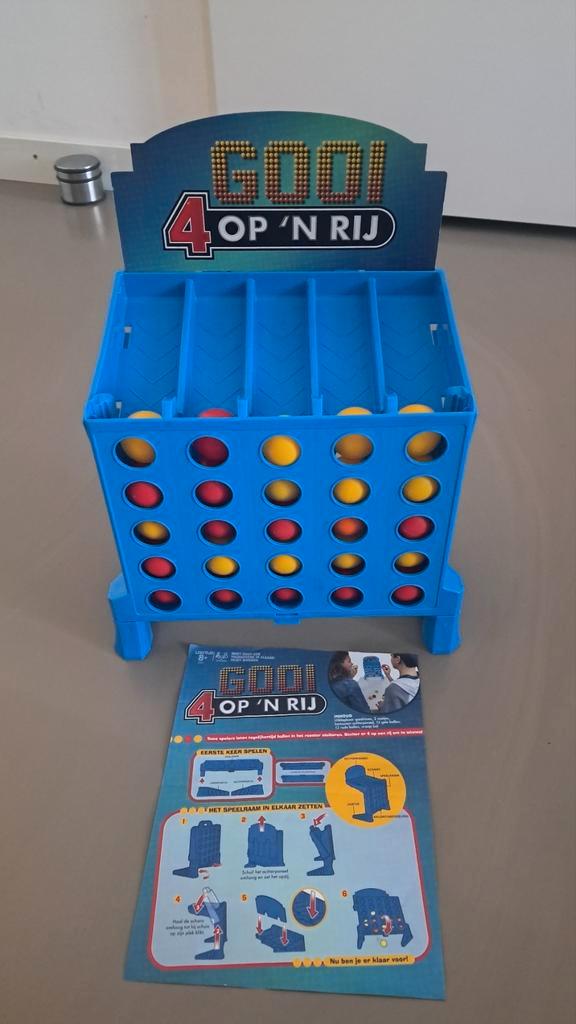 Gooi vier 4 op een rij spel, Hobby en Vrije tijd, Gezelschapsspellen | Overige, Zo goed als nieuw, Een of twee spelers, Ophalen