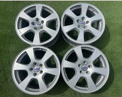 17” Orig Volvo Segin XC70 Xc60 velgen 2015 winter zomer, Auto-onderdelen, Banden en Velgen, Band(en), Winterbanden, 17 inch, Gebruikt