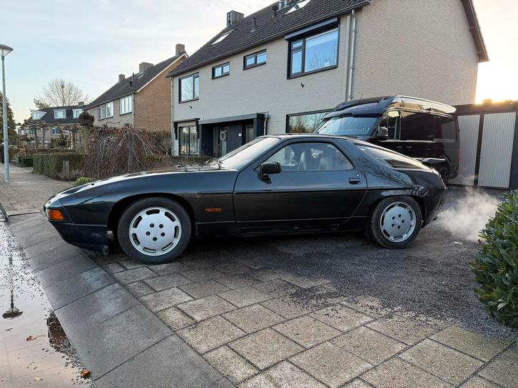 Porsche 928 4.7 S Coupe 1981 Donker grijs/zwart, Auto's, Porsche, Bedrijf, Benzine, Coupé, Handgeschakeld, Geïmporteerd, Overige kleuren