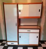 Retro keukenkast, Ophalen