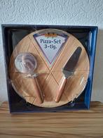 Pizzaset snijplank schep en pizzasnijder hout nieuw in doos, Huis en Inrichting, Keuken | Keukenbenodigdheden, Ophalen of Verzenden