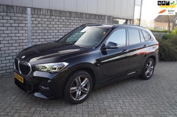 BMW X1 SDrive18i High Executive M Sport Autom Leder/Alcantar beschikbaar voor biedingen