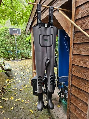 spro sports neopreen waadpak beschikbaar voor biedingen