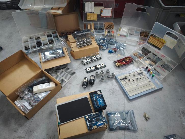 Elektronica Hobby Schat: Nixie, Retro, Componenten!, Hobby en Vrije tijd, Elektronica-componenten, Gebruikt, Ophalen of Verzenden