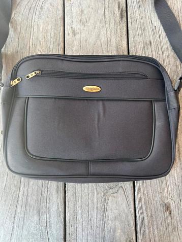 Samsonite laptoptas beschikbaar voor biedingen