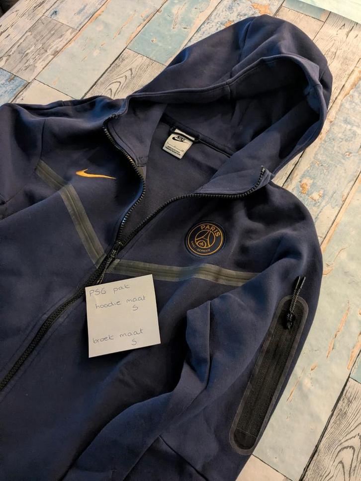 PSG pak maat S, Kleding | Heren, Sportkleding, Zo goed als nieuw, Voetbal, Maat 48/50 (M), Blauw, Ophalen of Verzenden