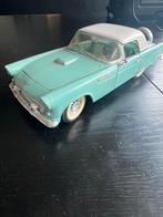 Revell 1956 Thunderbird 1:18, Hobby en Vrije tijd, Modelauto's | 1:18, Ophalen of Verzenden, Gebruikt, Auto, Revell
