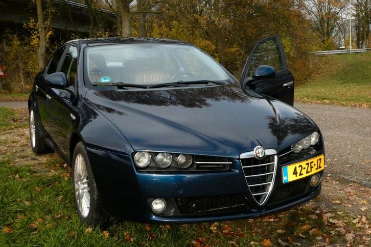 Alfa Romeo 159 1.8 MPI 103KW 2008 Blauw  Event ruil, Auto's, Alfa Romeo, Particulier, Benzine, C, Sedan, Handgeschakeld, Origineel Nederlands