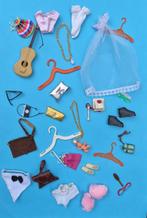 Barbie accessoires vintage jaren 60 70 80, Verzamelen, Poppen, Ophalen of Verzenden, Gebruikt, Accessoires