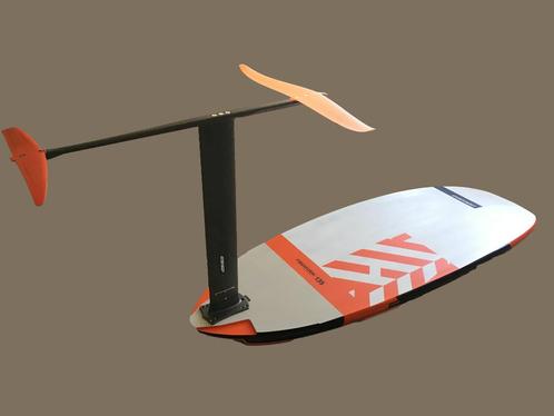 RRD firestorm flight LTE 135 windsurf board met hydrofoil, Watersport en Boten, Windsurfen, Zo goed als nieuw, Plank, Minder dan 250 cm