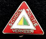 School- Politie- Verkeer driehoek broche, Verzamelen, Speldjes, Pins en Buttons, Verzenden, Zo goed als nieuw, Transport, Speldje of Pin