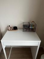 Bureau IKEA, Ophalen of Verzenden, Zo goed als nieuw