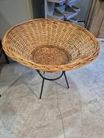 2 mooie vintage rieten stortmanden, Ophalen, Gebruikt, Rond, Riet