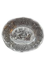 E. Schoorl Schotel - 0.833 zilver - Gerecht met masquerons, Ophalen of Verzenden, Zilver