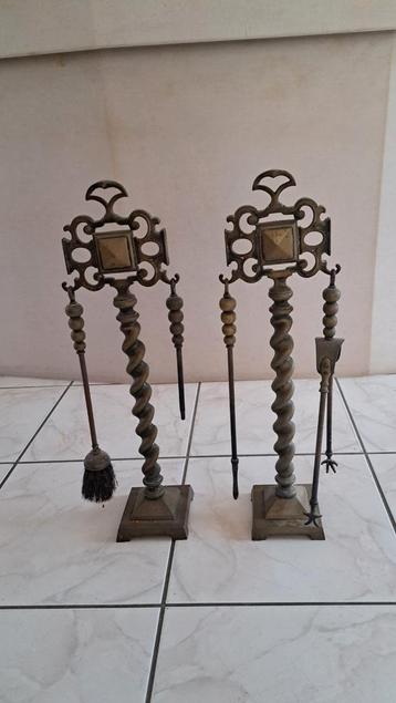 Antiek Haardstel - Messing/Brons - 2 Sets beschikbaar voor biedingen