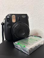 Fujifilm instax mini 8 zwart met film, Ophalen of Verzenden, Zo goed als nieuw, Polaroid, Fuji