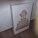 Chanel no5 decoratieboek - koffietafelboek woonaccessoires, Huis en Inrichting, Woonaccessoires | Overige, Ophalen of Verzenden