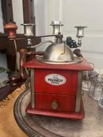 Vintage 1947 Peugeot Frères koffiemolen in rood, Ophalen of Verzenden