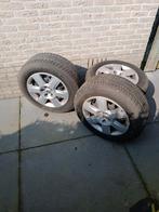 Nissan Qashqai winterbanden, Auto-onderdelen, Ophalen, 16 inch, Banden en Velgen, Winterbanden