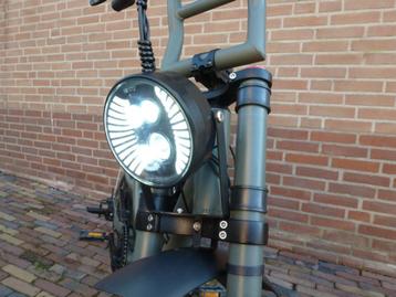 KNAAP fatbike koplamp - dubbele lamp - nagenoeg NIEUW beschikbaar voor biedingen
